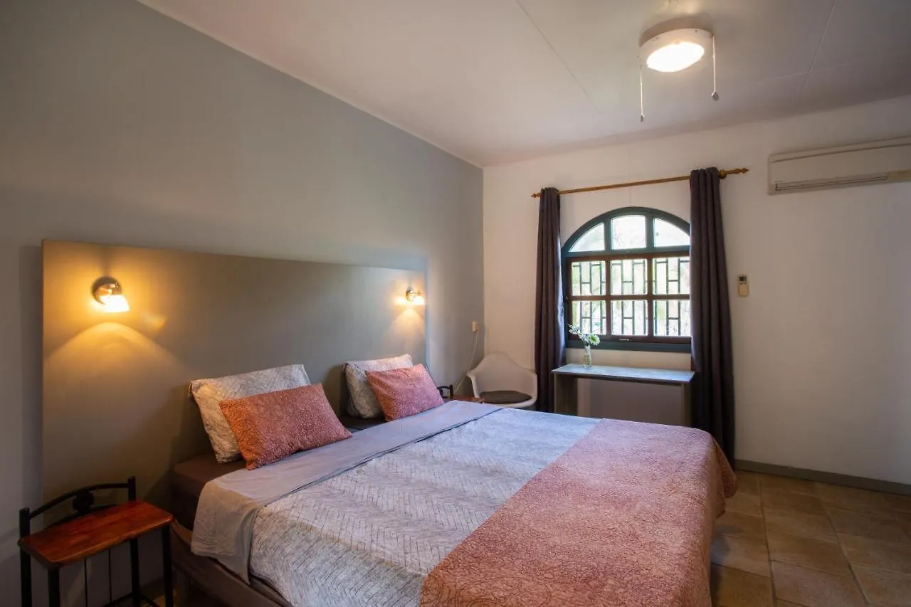 Bed & Breakfast Bed And Breakfast Toni Kunchi Willemstad